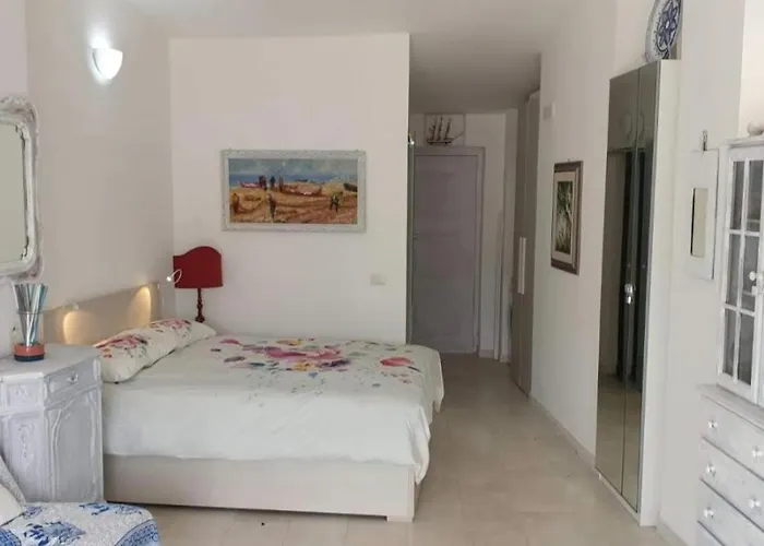 Janeta Panoramic Loft 아파트 *