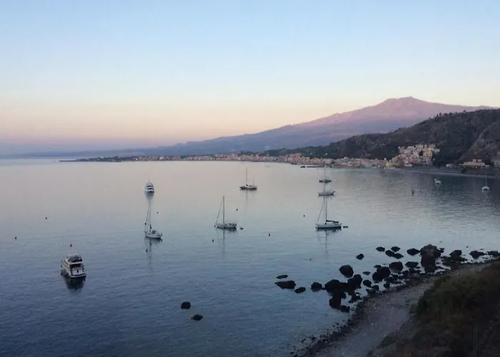 Apartment Janeta Panoramic Loft Giardini Naxos