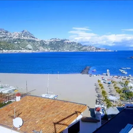 Janeta Panoramic Loft Джардини-Наксос