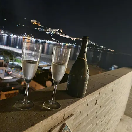 Janeta Panoramic Loft Джардини-Наксос