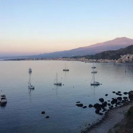 Апартаменты Janeta Panoramic Loft Джардини-Наксос